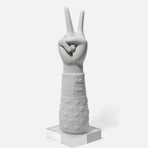 Jonathan Adler Peace Sign Statue BNIB